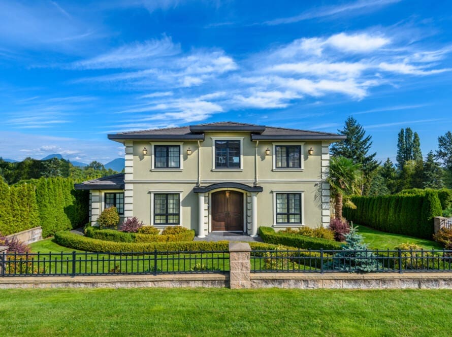 Luxury House In Vancouver Canada 2025 10 28 21 16 50 Utc Scaled 1 Scaled
