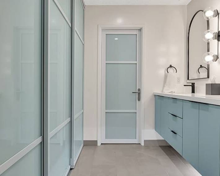 2.5 Bathroom 3655 10