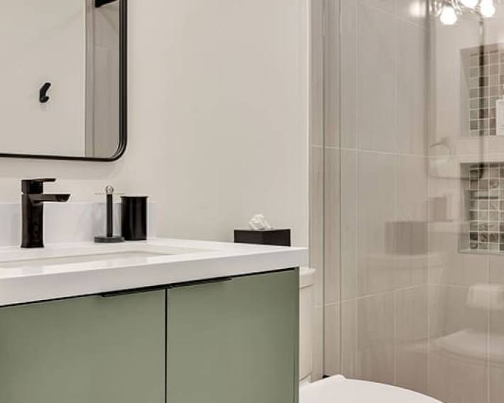 2.5 Bathroom 3655 3