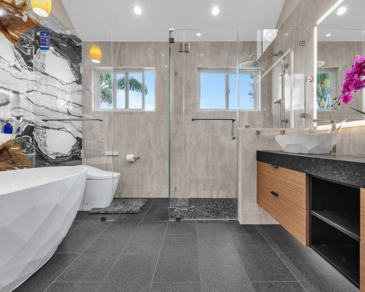 Master Bathroom ANd Bedroom 2970 Hallmark Dr Belmont4